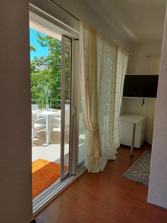 Villa Lyudmila Utjeha Bagian luar foto