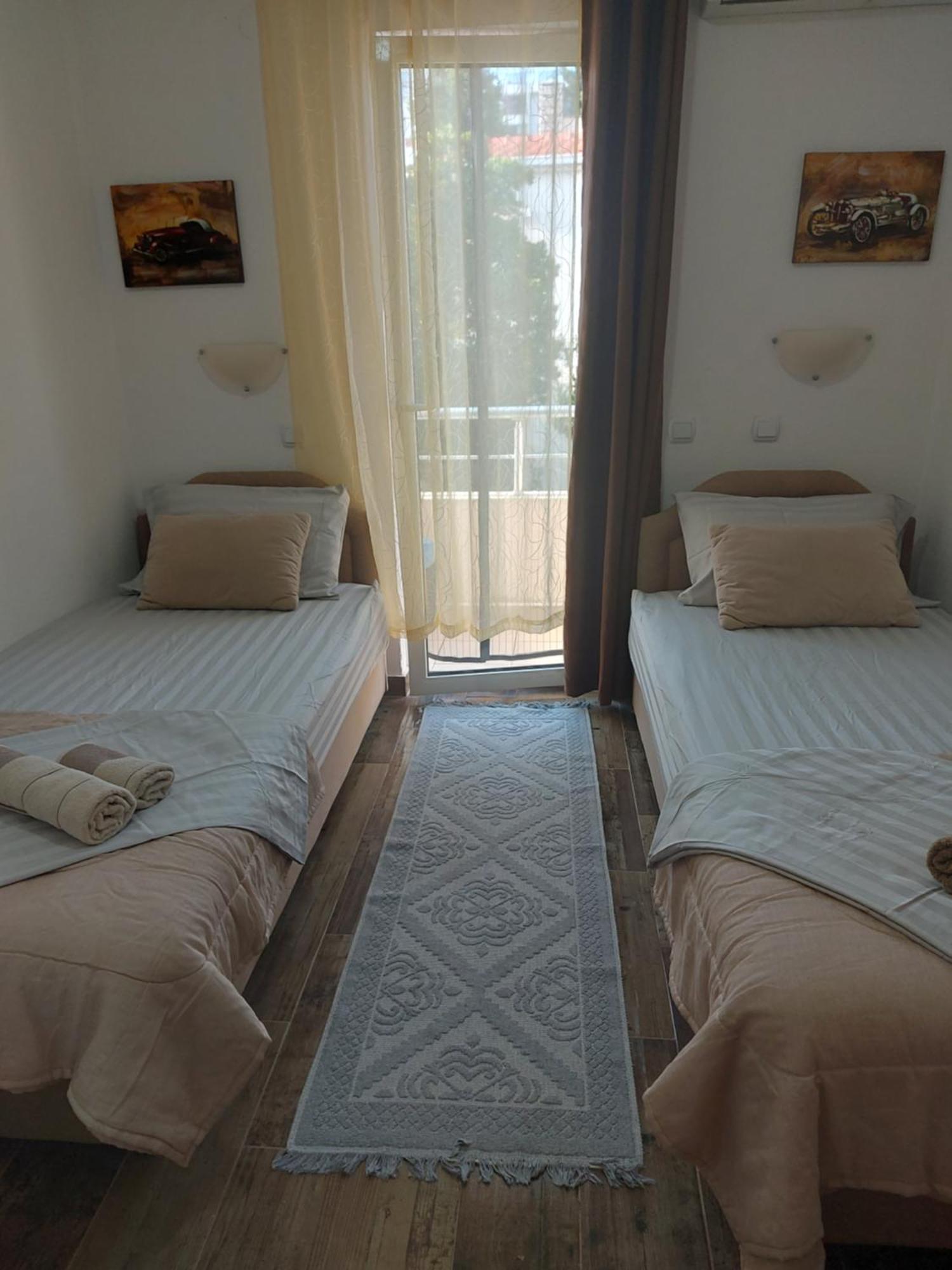 Villa Lyudmila Utjeha Bagian luar foto